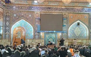 گزارش تصویری : شب‌زنده‌داری زائران ایرانی در خیمه‌گاه حسینی در شب بیست و سوم ماه مبارک رمضان
 4
