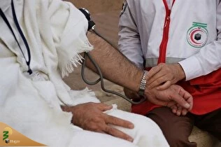 تاکید رئیس جمعیت هلال‌احمر بر لزوم توانمندی و آمادگی کامل کادر درمانی در حج تمتع امسال/ برای تامین سلامت زائران مطب‌ پزشکان در مدینه راه‌اندازی می‌شود