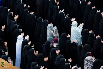 نماز عید فطر در بین الحرمین کربلا 3