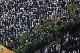 اقامه نماز عید فطر به امامت مقام معظم رهبری 20