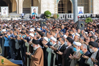 اقامه نماز عید فطر به امامت مقام معظم رهبری 33