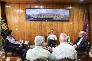 لقاء قائد شرطة مطار البلاد برئيس الحجاج إلايرانيين