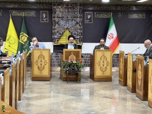 عنایت رهبر معظم انقلاب اسلامی به قرآن و قاریان/ توصیه هایی برای مهمانی حاجیان در سرزمین وحی
