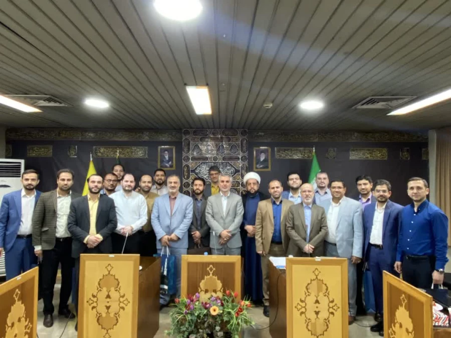 عنایت رهبر معظم انقلاب اسلامی به قرآن و قاریان/ توصیه هایی برای مهمانی حاجیان در سرزمین وحی 4