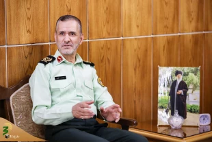 لقاء قائد شرطة مطار البلاد برئيس الحجاج إلايرانيين 3