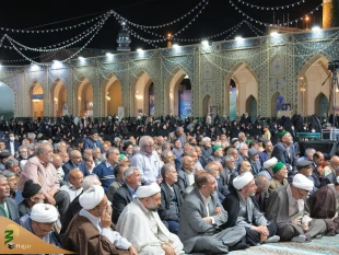 برگزاری اولین جلسه از سلسله همایش های اسرار حج  شب گذشته در حرم مطهری رضوی  5