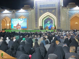 برگزاری اولین جلسه از سلسله همایش های اسرار حج  شب گذشته در حرم مطهری رضوی  18