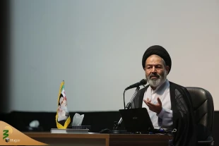 طلب حجة الإسلام نواب من الخدام الثقافيين أن يأخذوا على محمل الجد إحياء التقاليد في الحج. 3