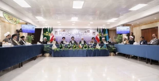 تولیت آستان مقدس حضرت معصومه (س):

جلسات فقه الزیاره برای طلاب شاغل در اعتاب مقدس تشکیل شود 4
