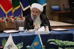 دو نگاه متفاوت در حوزه گردشگری و زیارت