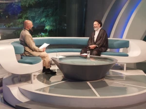 حجت الاسلام والمسلمین نواب در برنامه صف اول تاکید کرد: 

لزوم فرهنگ سازی و تمدن سازی در حج به بهترین و مطلوب ترین شکل
