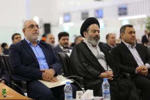 نخستین گروه از حجاج ایرانی عازم سرزمین وحی شدند
حجت الاسلام و المسلمین نواب: حتی یک لحظه از سفر «بیداری» و «هوشیاری» را از دست ندهید 10