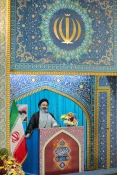 در خطبه‌های پیش از نمازجمعه تهران؛

حجت الاسلام و المسلمین نواب: بیانات مقام معظم رهبری باب جدیدی در «حج» باز کرد 9