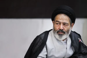 حجت الاسلام والمسلمین نواب: 

باید به بحران ها به چشم نعمت نگاه کرد