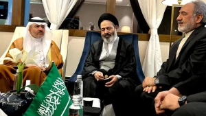 حجت الاسلام نواب: خدمات ارائه شده به حجاج ایرانی روبه رشد و سازنده است