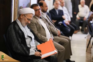 سرپرست حجاج ایرانی: 

در حج امسال همگان آستانه تحمل خود را بالا ببرند

 3