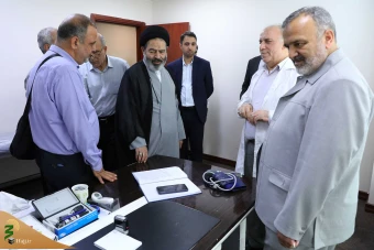 دیدار صمیمی سرپرست حجاج ایرانی با زائران کشورمان درمدینه منوره _ 1 12
