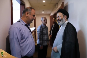 دیدار صمیمی سرپرست حجاج ایرانی با زائران کشورمان درمدینه منوره _ 1 8