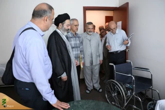دیدار صمیمی سرپرست حجاج ایرانی با زائران کشورمان درمدینه منوره _ 1 9