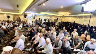 در مدینه منوره برگزار شد،

دعای پرفیض کمیل در هتل های محل اقامت زائران ایرانی  5