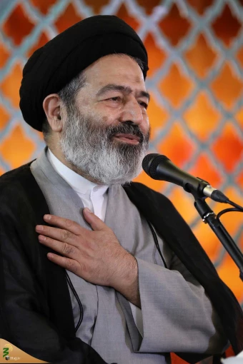 مراسم دعای کمیل زائران ایرانی در مدینه منوره 10