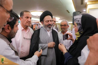 مراسم دعای کمیل زائران ایرانی در مدینه منوره 36