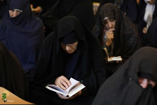 سرپرست حجاج ایرانی :

در کانون اخلاق باید از پیامبر درس اخلاق آموخت 6