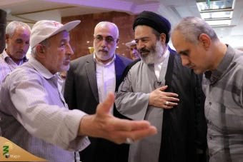 دیدار صمیمی سرپرست حجاج ایرانی با زائران کشورمان درمدینه منوره _ 2 11