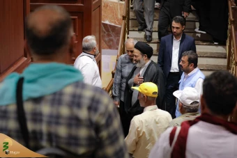 دیدار صمیمی سرپرست حجاج ایرانی با زائران کشورمان درمدینه منوره _ 2 14