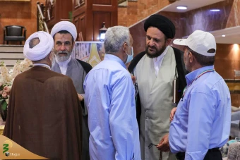 دیدار صمیمی سرپرست حجاج ایرانی با زائران کشورمان درمدینه منوره _ 2 17