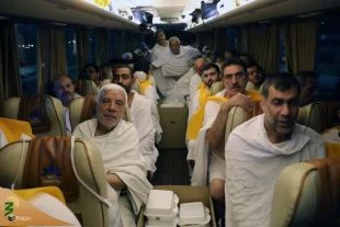 Hojjat al-Islam Navvab Meets Iranian Pilgrims in Miqat Shajarah 7