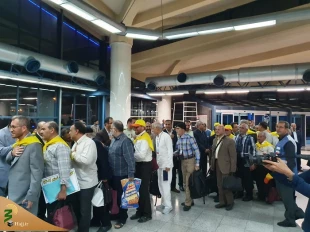 اولین پرواز زائران بیت الله الحرام خراسان رضوی بسوی سرزمین وحی انجام شد  8