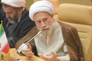 نماینده ولی فقیه در استان فارس خطاب به زائران هموطن خانه خدا: 
فراموش نکنید شما حاجی ایرانی هستید
