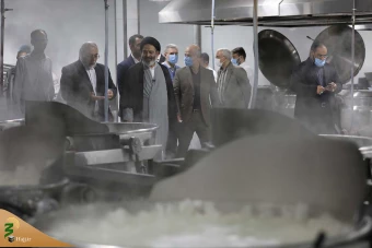 بازدید سرپرست حجاج ایرانی و رئیس سازمان حج و زیارت از آشپزخانه احد 17