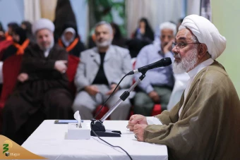 مراسم سالروز قیام 15 خرداد درمدینه
 9