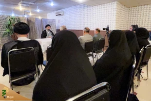 حجت الاسلام والمسلمین نواب: 

معینه ها یک برنامه عملی برای زائران آماده کنند 2