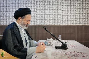 حجت الاسلام والمسلمین نواب: 

معینه ها یک برنامه عملی برای زائران آماده کنند 4