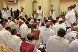 لقاء حجة الإسلام نواب بالزوار الإيرانيين في ميقات الشجرة
 2