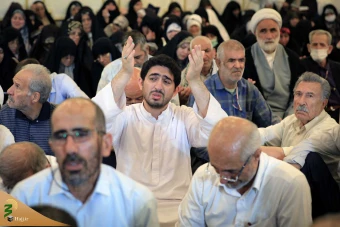 مراسم دعای کمیل زائران ایرانی در مدینه منوره 9
