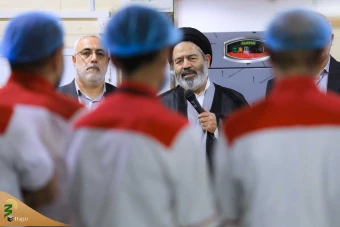
بازدید سرپرست حجاج ایرانی از آشپزخانه بدر در مدینه
 14