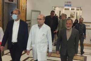 بازدید معاون کنسولی وزارت خارجه از بیمارستان مرکز پزشکی حج و زیارت در مکه +فیلم