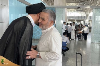 
ورود کاروان جانبازان به مدینه النبی
 6