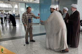 
ورود کاروان جانبازان به مدینه النبی
 13
