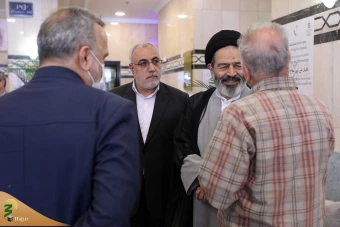 دیدار صمیمی سرپرست حجاج ایرانی با زائران کشورمان درمدینه منوره _ 5 12