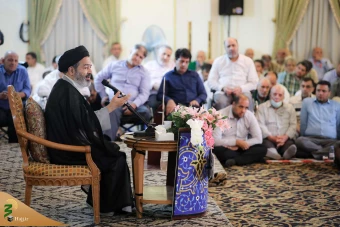 مراسم دعای کمیل زائران ایرانی در مدینه منوره 2