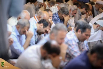 مراسم دعای کمیل زائران ایرانی در مدینه منوره 11