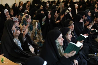 مراسم دعای کمیل زائران ایرانی در مدینه منوره 24