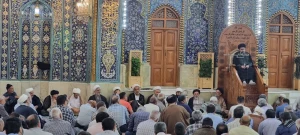 آخرین شب جمعه ذی القعده
زائران ایرانی در حرم امام حسین (ع) عزاداری کردند