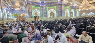 زائران امام حسین(ع) در کربلا فرازهای دعای کمیل را زمزمه کردند 2