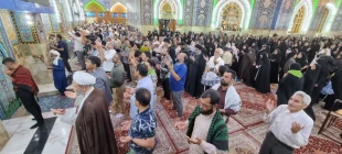 زائران امام حسین(ع) در کربلا فرازهای دعای کمیل را زمزمه کردند 2